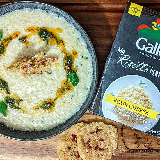 Risotto 5 quesos con parmesano y tejas de pimiento 